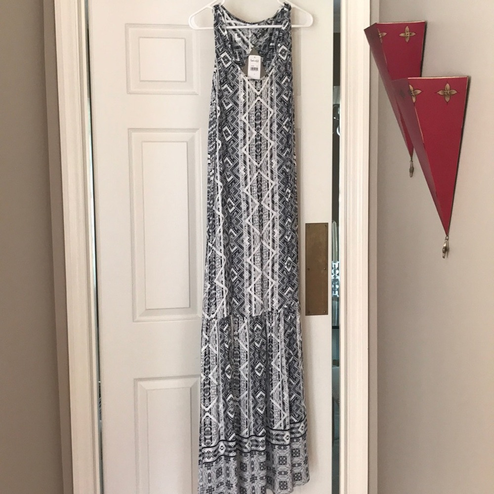 Long Flowy dress!